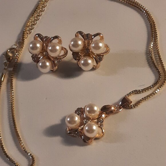 Handmade Jewelry - Brand New 18K Gold Plated Chain Pearls, Rhinestones Jewelry Set